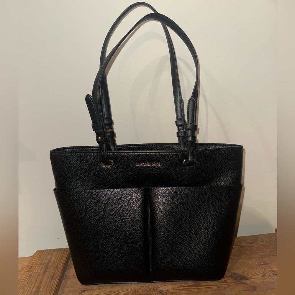 Michael Kors Bedford Medium Top Zip Pocket Tote